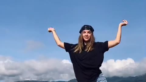 This video shows a beautiful girl that dances in Tiktok