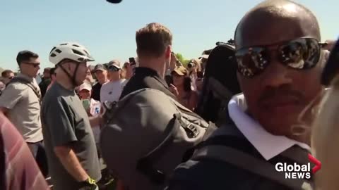 Biden falls off bike near Delaware beach home, says “I’m good”