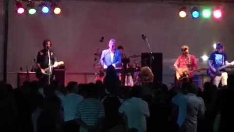 Mental As Anything Live @ Rockingham Beach New Years Eve 2011/2012 (Part 02)