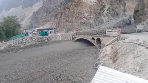 Scary footage of flash flood in Pakistan