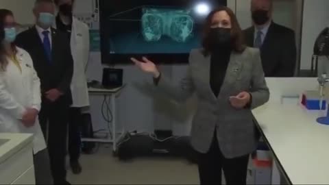 Kamala Harris Uses Fake French Accent When Talking To French Scientists