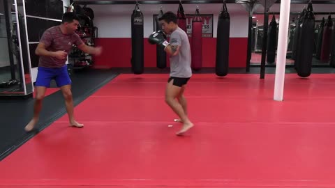 MMA Footwork Hacks: Setting Traps With Movement By Dominick Cruz 1