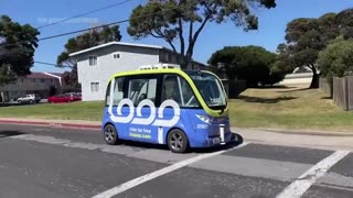 San Francisco: The 'progressive" automatons go electric & driverless