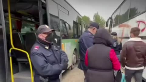 Italy - Police Remove An Unvaxx’d Woman From Public bus