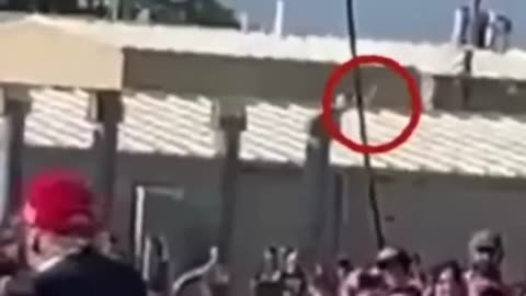 Wow Another Video Surfaces Showing Shooter Running On Roof Shot Dead Before Shooting