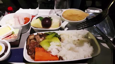 a flight to London,in-flight meals2