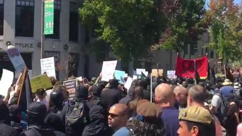 Aug 27 2017 Berkeley 1.0 Antifa says 'Don't take pictures'