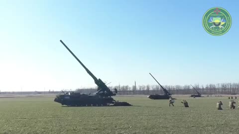 Ukrainian artillerymen give "hello" to okkuantam.