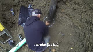 Never have a frozen water line! || A guy builds a homestead in Alaska by himself