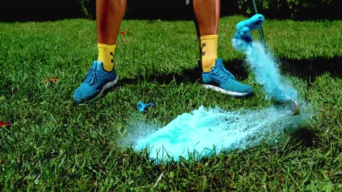 Slow motion water Balloons: Incredible Video!