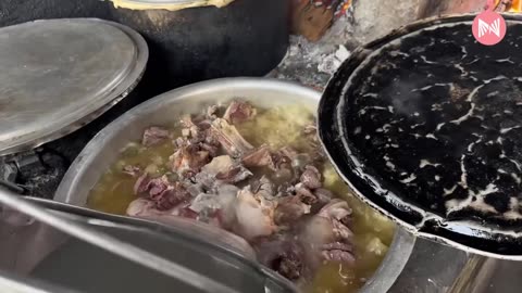 200kg Rosh in the making at Lalchapur Rosh Peshawar 😨 | Metafood Pakistan | Huge food