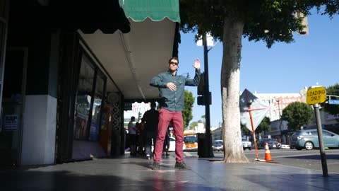 Robotic dancing on Hollywood Boulevard!