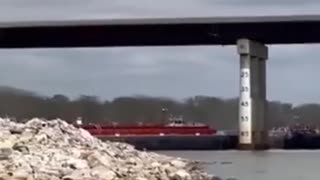 BREAKING: The US-59 bridge in Sallisaw, Oklahoma is shut down after being struck by a barge