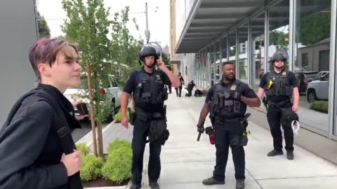 sep 20 2019 Portland 1.3 after throwing stuff antifa runs away and is chassed after by police