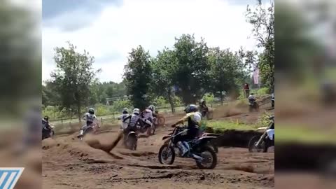 Motocross Crash and Go