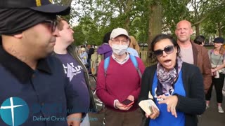 The violence of the religion of peace again. Speakers corner.