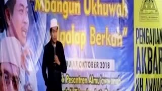 Pengajian Akbar KH Anwar Zahid MBANGUN UKUWAH NGALAP BERKAH