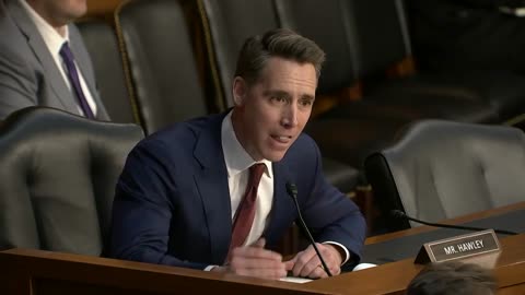 Senator Hawley Rebukes Dir Wray on Targeting Catholics