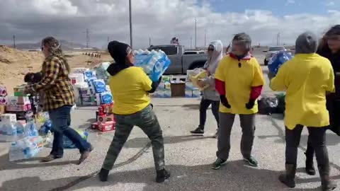 The People's Convoy Volunteers Loading up Supplies!