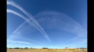 Spreading Contrail (Floating Home)