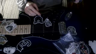 [Cyraxx Youtube 2021-9-7] Letting fans Customize my Guitar