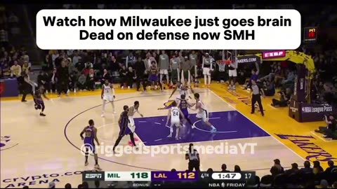 Rigged Milwaukee Bucks vs Los Angeles Lakers | Pro athletes just forget how to play defense, right ?