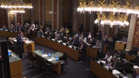 Christoph Steiner befragt Eleonore Gewessler im Bundesrat