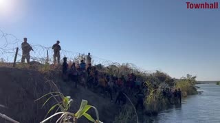 ⚠️ ALERT – The National Guard has arrived at the border with Mexico and is blocking the entry of illegal migrants into Texas