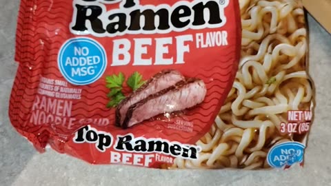 Eating Nissin Top Ramen Beef Flavor, Dbn, MI, 5/17/24