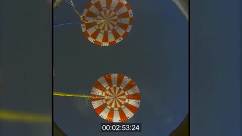 Astronaut’s-Eye View of NASA’s Orion Spacecraft Re-entry