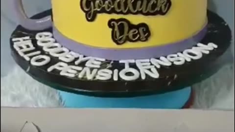 Timmyfae's First Fondant Cake - Custom Decoration Happy Retirement!!!