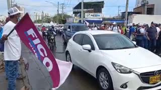 Simpatizantes de Fico Gutiérrez en la Avenida del Lago