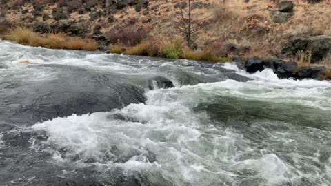 Central Oregon – Steelhead Falls – The Rapids of Crooked River – 4K