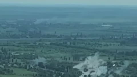 Ukrainian Su-25 attack aircraft in the vicinity of Urozhaine