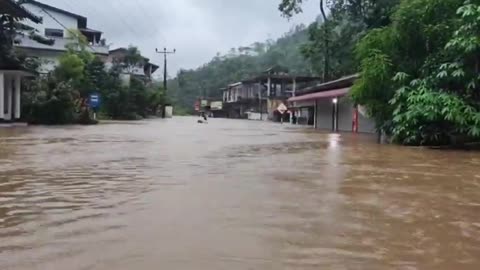 10 People Died Due To Floods On Sunday