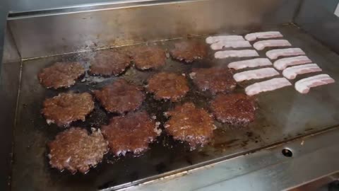American Style Bacon double Cheeseburger - Korean Street Food
