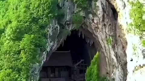 Cave Houses In Guizhou. | Interesting Facts #Shorts #interestingfacts