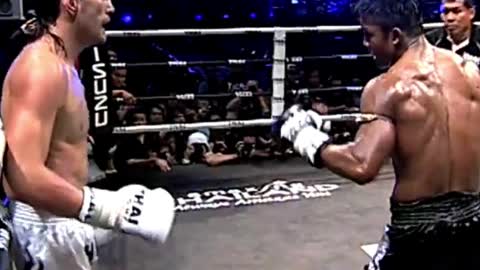 Buakaw บัวขาว Destroys Opponent and Referee! - Muay Thai Knockout Flashback