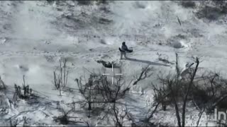 Un soldado ruso hace de 'señuelo' para destruir un dron enemigo