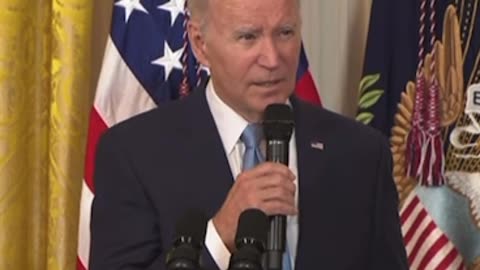 Biden battles the teleprompter and loses again