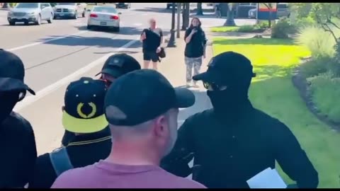 Proud Boys of what must be the either lynyrd skynyrd mess up these weird Patriot