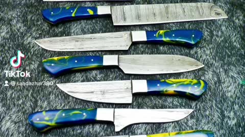 Handmade Damascus steel kitchen knives set