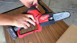 Milwaukee M12 6" Pruning Saw UNBOXING & First Impressions