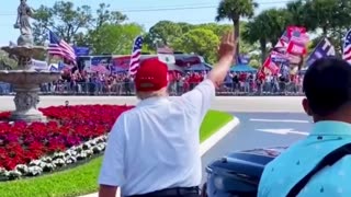 Patriots out giving some love to President Trump