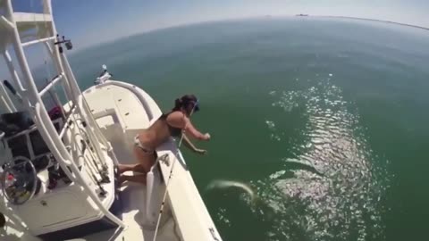 Super Hot Bikini Girls Shark Fishing Gulf of Mexico Florida!