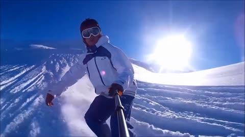 Snowboarder's Ride: Shredding the Powdery Slopes 🏂❄️