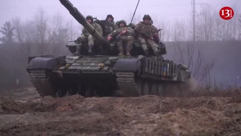 Ukrainian tanks, armored vehicles on Belarus border - "We need new tanks for attack"