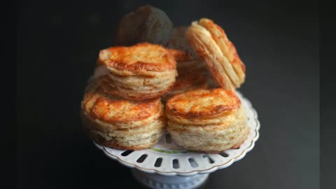 15 Minutes Quick Flaky Puff Pastry Dough| Less Butter Flaky Pastry Bites | Quick Puff Pastry Bites