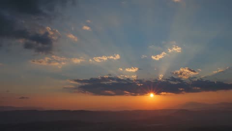 "Golden Horizons: Capturing the Beauty of Sunset"