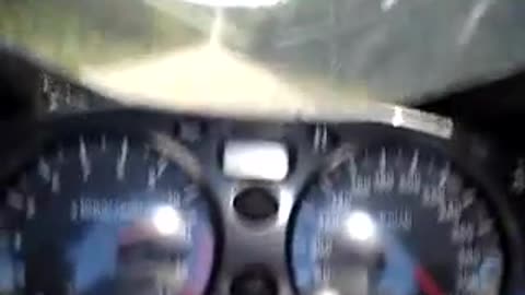 Motorcycle acceleration to 340 km/h